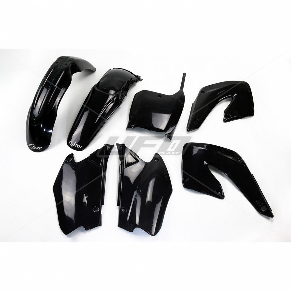 UFO Plastic kit 5-parts Black CR 125/250 00-01 - MxProStoreParts