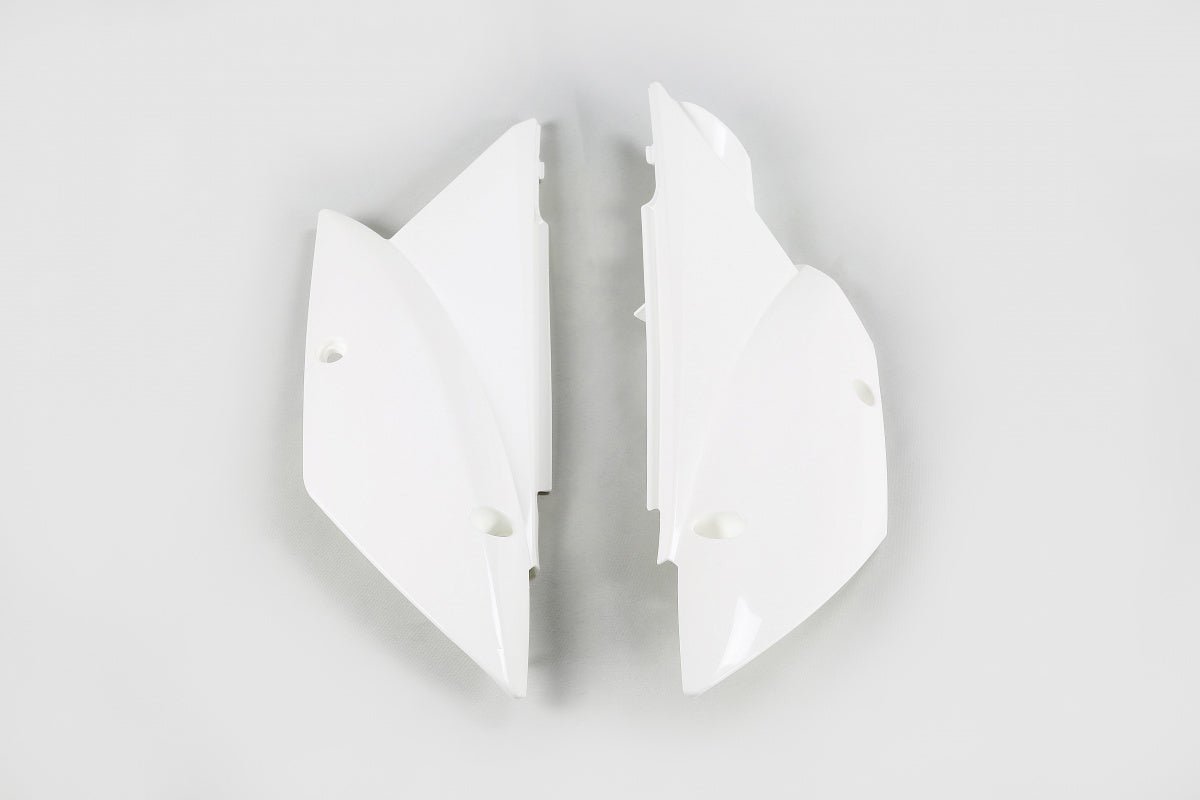 Plaques d'immatriculation latérales UFO KLX110 10- Blanches 047 - MxProStoreParts