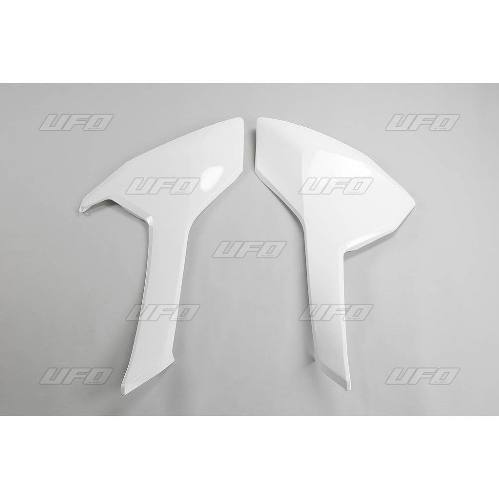 UFO side number plates White Husqvarna TC 125 16-18 & TC 250 17-18 & FC 250/350/450 16-18 & TE 250/300 17-19 & FE 250/350/450/501 17-19