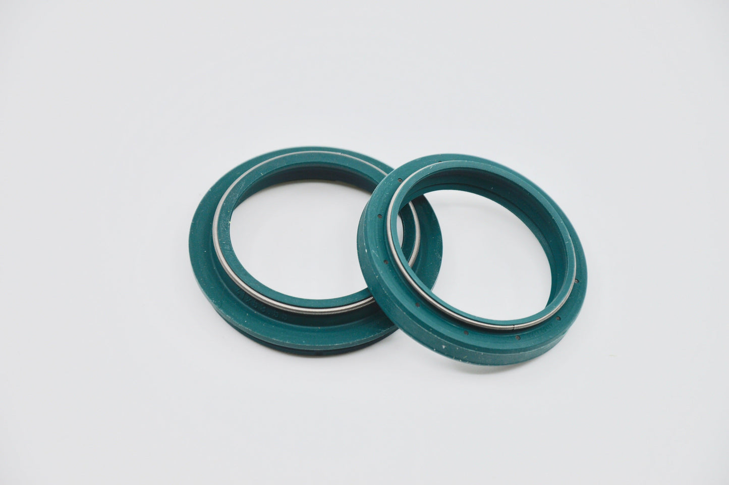 SKF Oil & Dust Seal 41 mm. - KAYABA