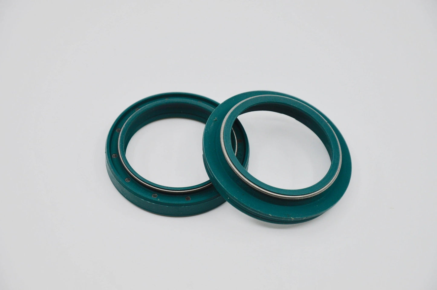 SKF Oil & Dust Seal 41 mm. - SHOWA