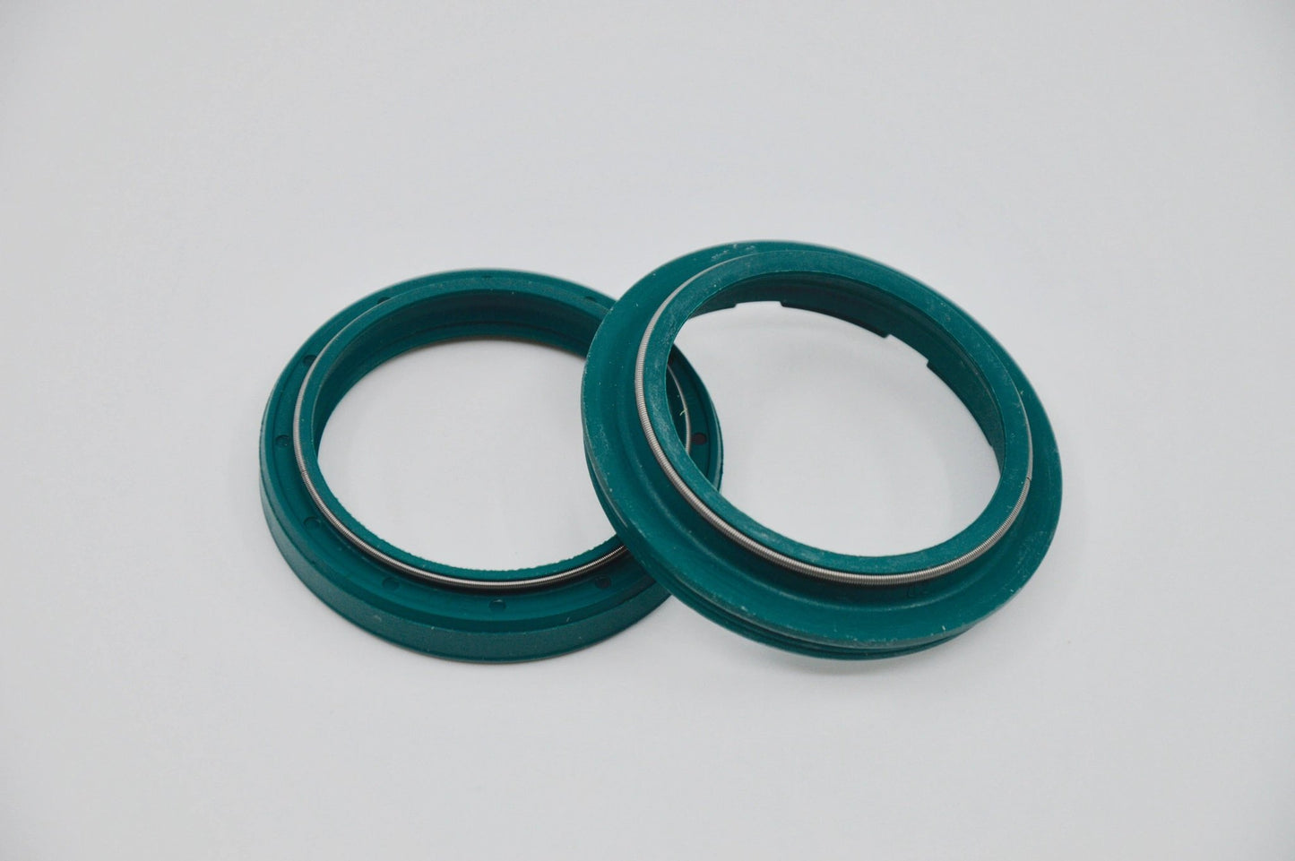 SKF Oil & Dust Seal 46 mm. - KAYABA