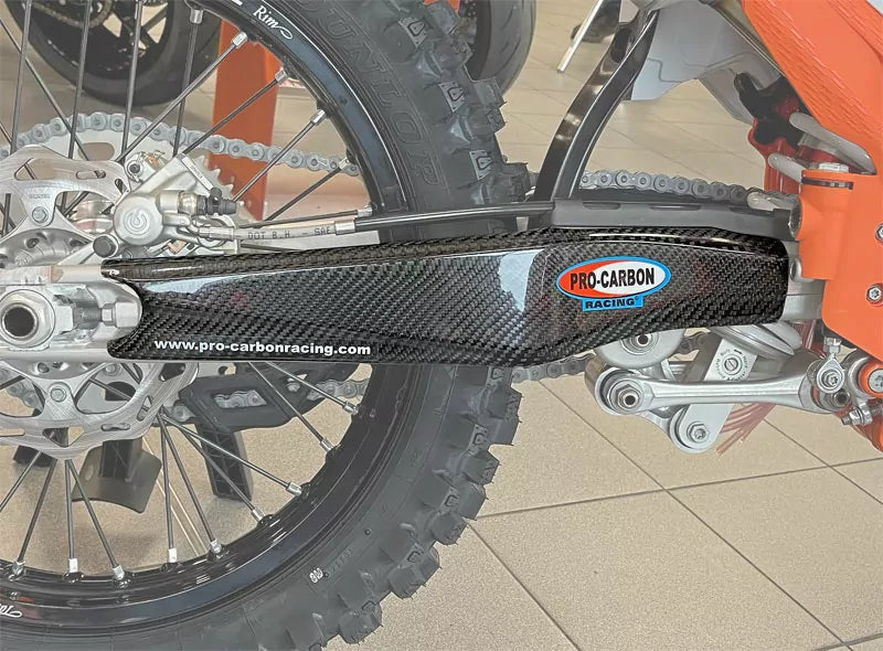 Pro Carbon achterbrug beschermers KTM EXC 250/300 TPI 2017-2022 & EXC-F 250/350/450/500 2017-2022