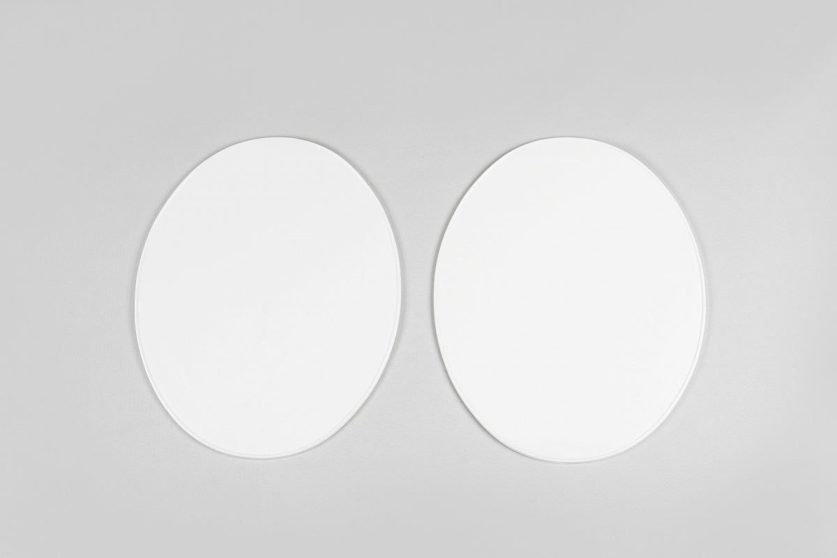 UFO voornummerplaat universeel Wit Oval plate since 1970 ( 2 stuks ) (kopie)