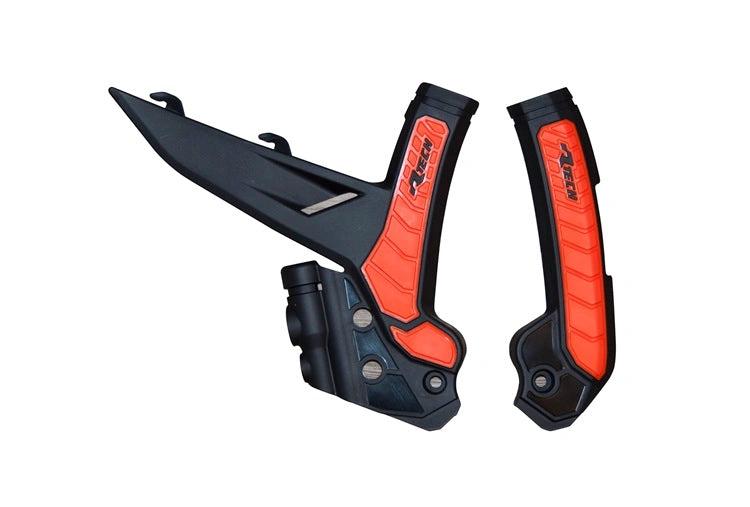 Racetech frame beschermers Zwart / Oranje KTM SX 125/250/300 2023 - & SX - F 250/350/450 2023 - & EXC/EXC - F 150/250/300/350/450/500 2024 - MxProStoreParts