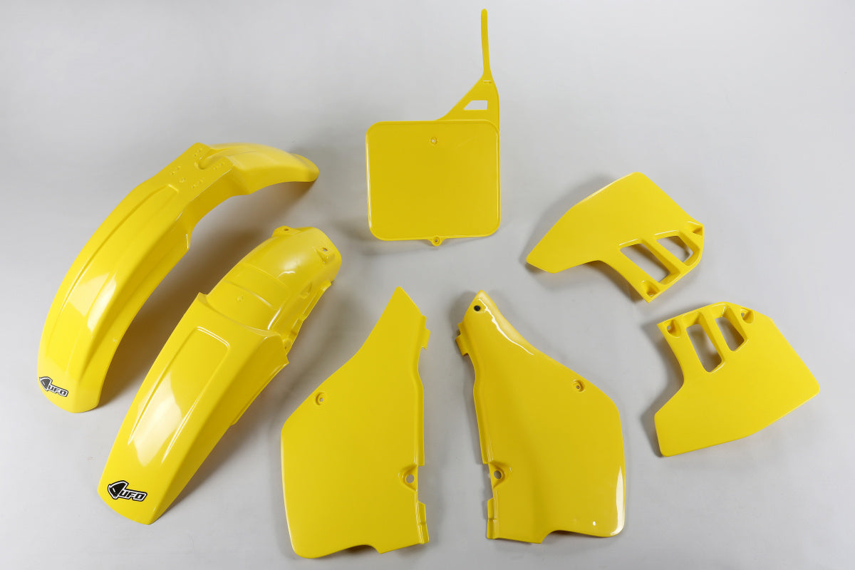 UFO plastic kit Geel Suzuki RM 125 1992
