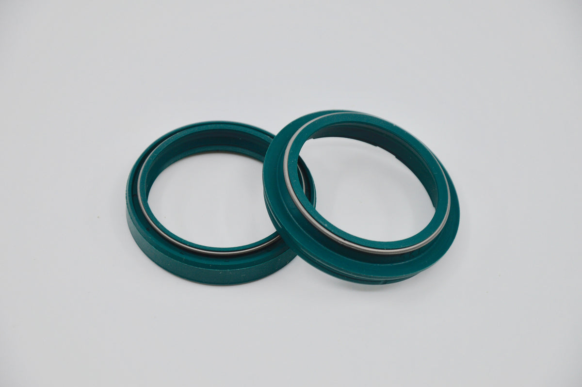 SKF Oil & Dust Seal 43 mm. - WP – KITG-43W