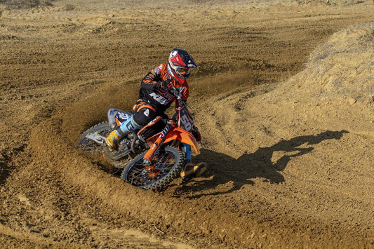 Motorcross gereedschap kiezen: dit heeft elke crossmotor nodig - MxProStoreParts