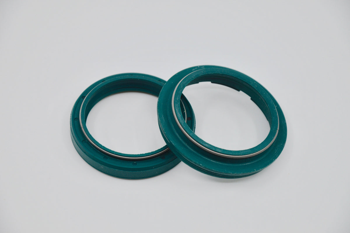 SKF Oil & Dust Seal 46 mm. - KAYABA – KITG-46K