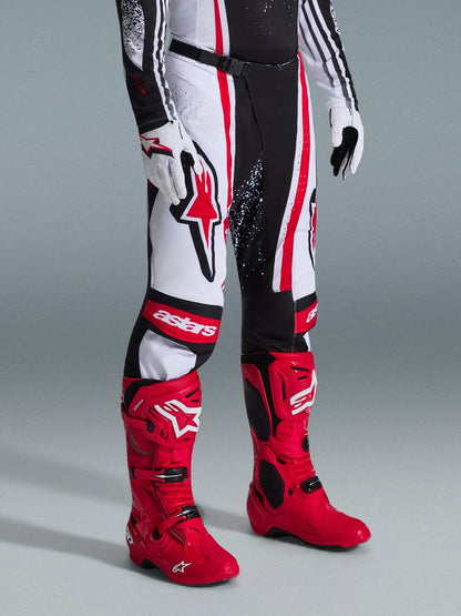 Alpinestars Techstar Nomur Hose 2026 mit magnetischer Verschlussspange Racing – MxProStoreParts