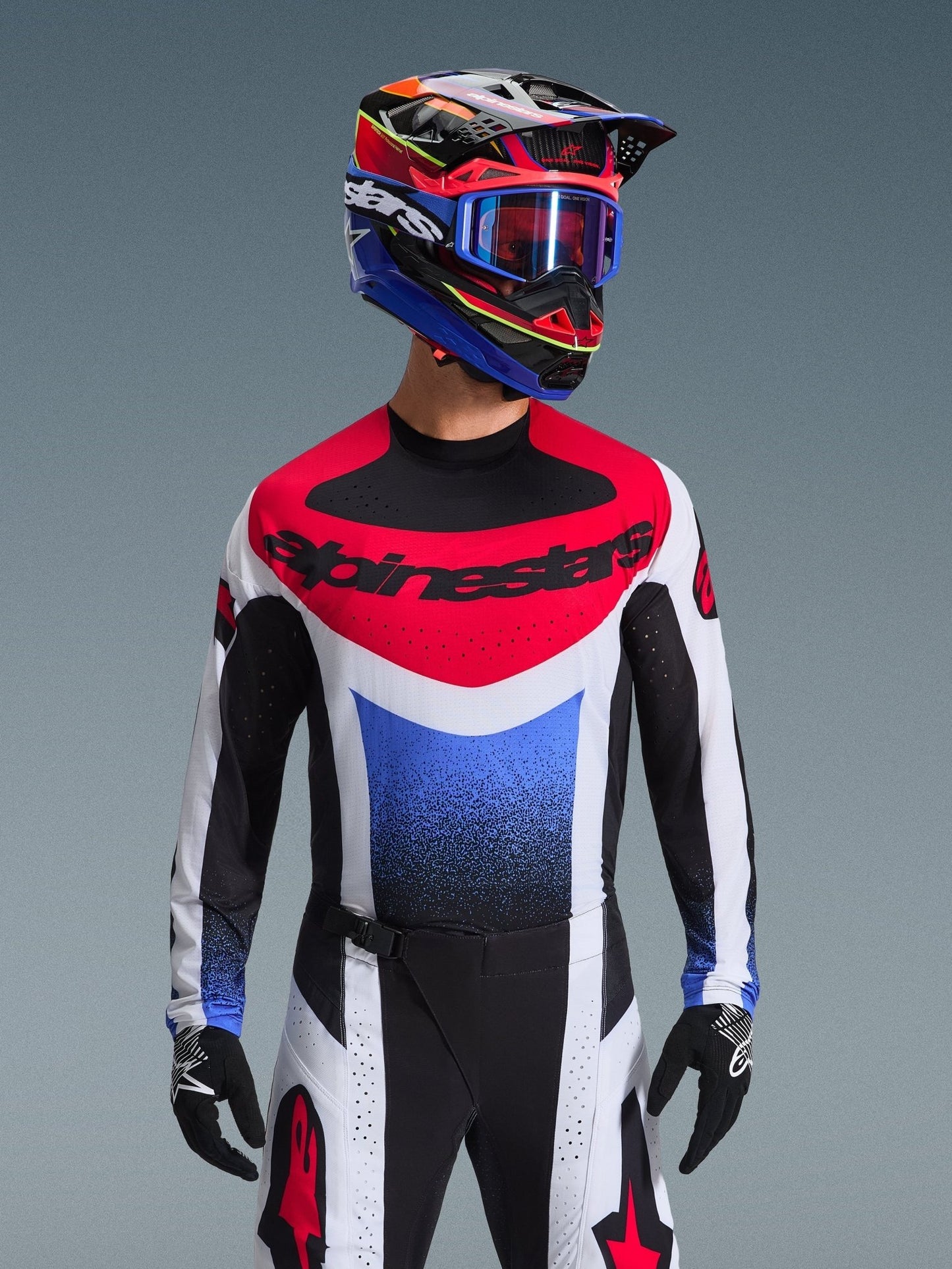 Alpinestars Techstar Rennsport-Jersey aus mehrmaterialigem Material – Schwarz, Weiß und Rot – MxProStoreParts