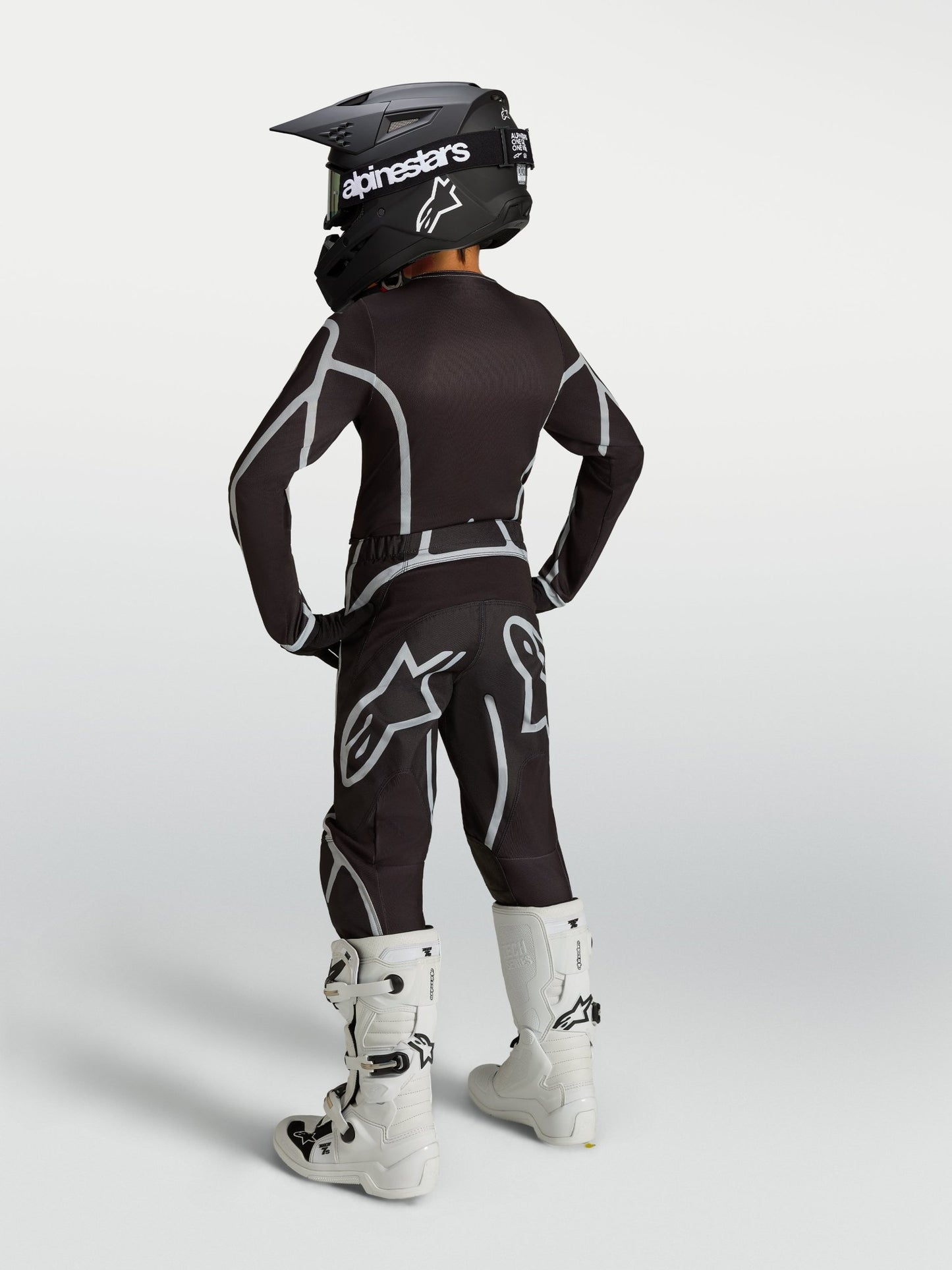Alpinestars Jeugd Fluid Apex V2 Jersey 2027 Zwart Zilver - MxProStoreParts