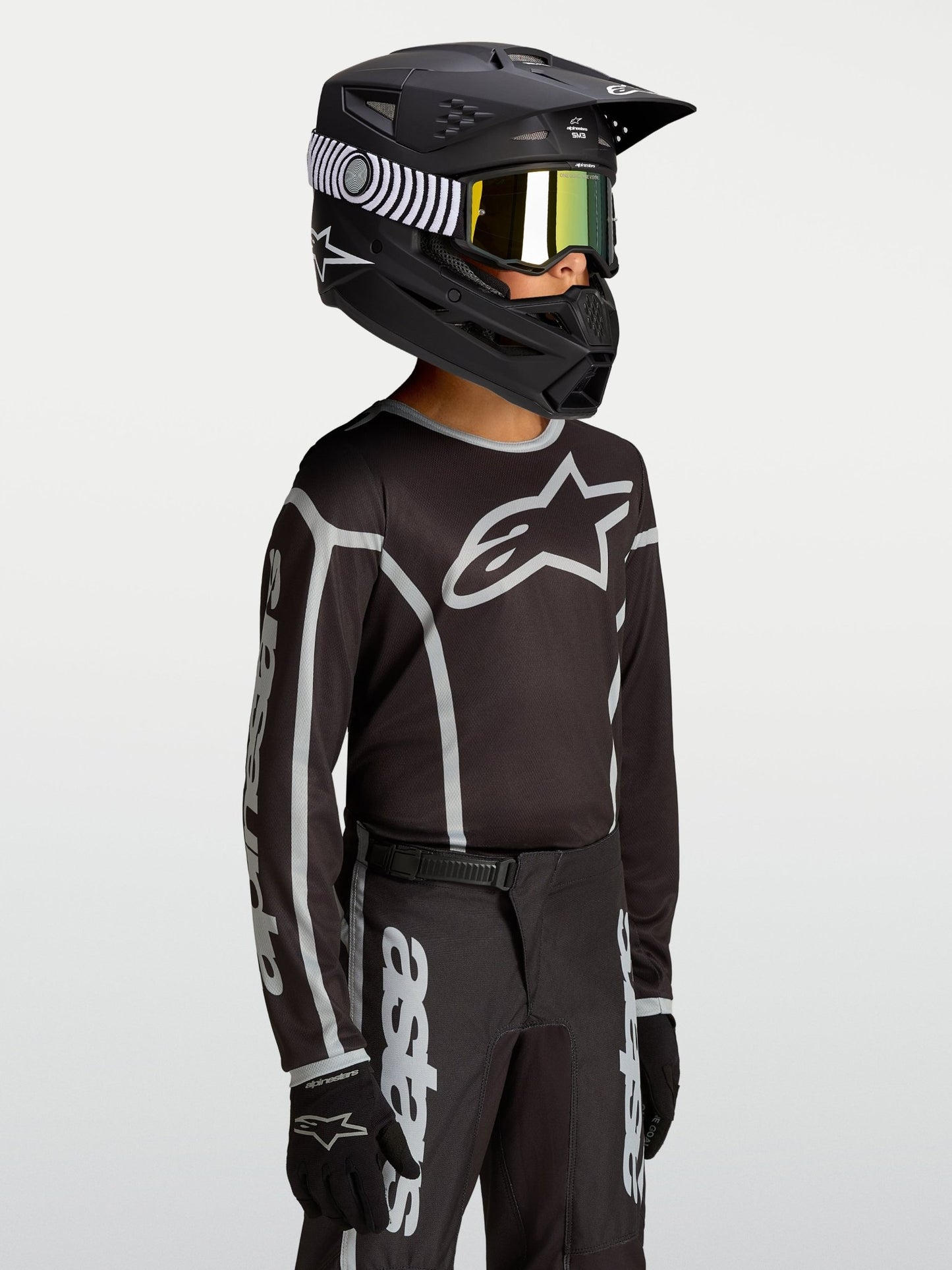 Alpinestars Jeugd Fluid Apex V2 Jersey 2027 Zwart Zilver - MxProStoreParts