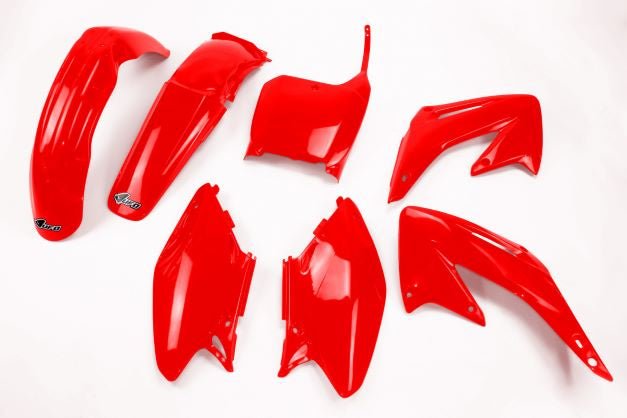 UFO Plastic kit 5-parts Red CR125/250 02-03