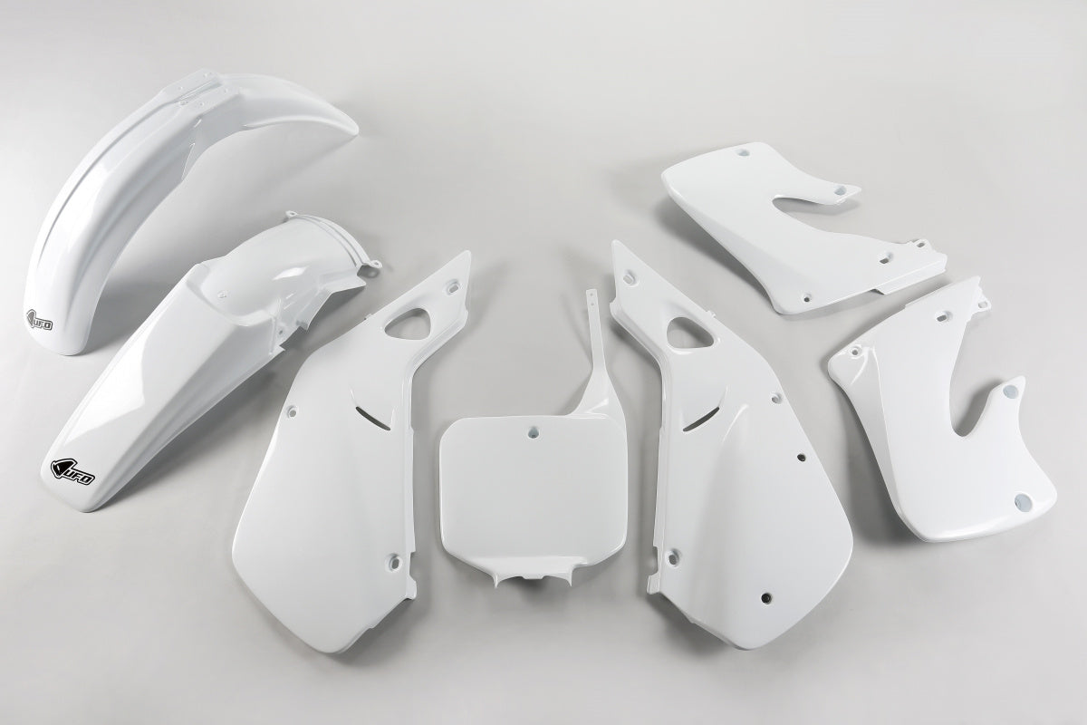 UFO plastic kit Wit Honda CR 125R 98-99 & CR 250R 97-99