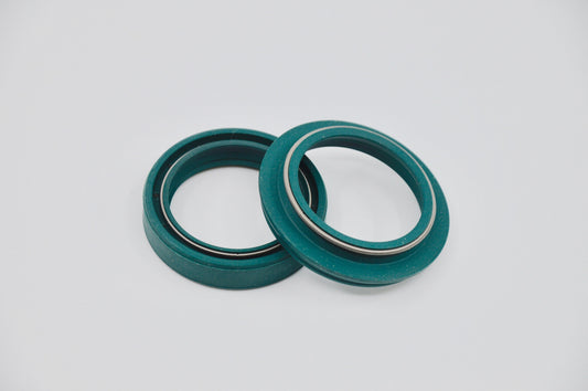SKF Oil & Dust Seal 39 mm. - SHOWA