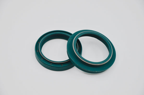 SKF Oil & Dust Seal 41 mm. - SHOWA