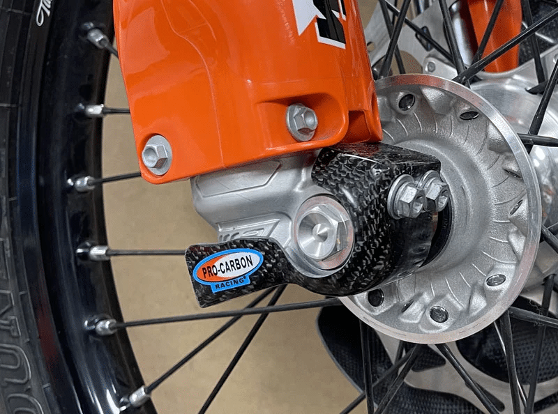 Protecteur de fourche inférieur Pro Carbon pour KTM/Husqvarna/Gas Gas 2016-2026 cross / enduro 2017-2026