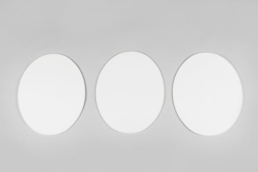 UFO voornummerplaat universeel Wit Oval plate since 1970 ( 3 stuks )