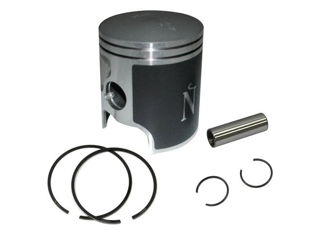 Namura piston set for YZ250 92–98, 68 mm; includes piston, 4 rings, gudgeon pin and circlips