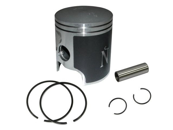 Namura piston set for YZ250 92–98, 68 mm; includes piston, 4 rings, gudgeon pin and circlips