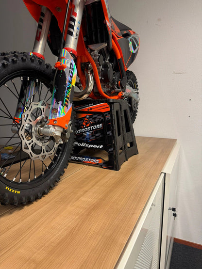 Polisport klappbarer Hocker - MXProStore Edition | Orange/Schwarz - MxProStoreParts